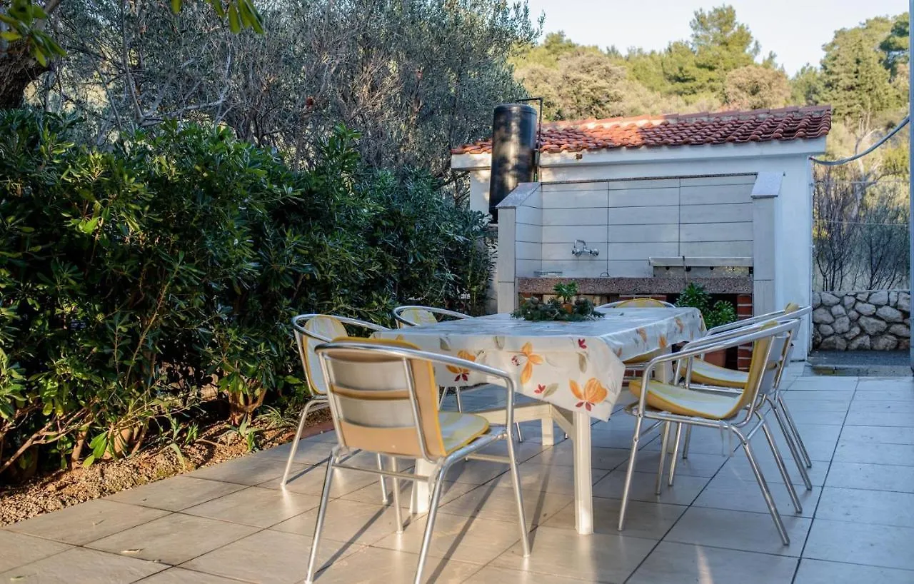 Guest house Apartments Mate Barbat na Rabu