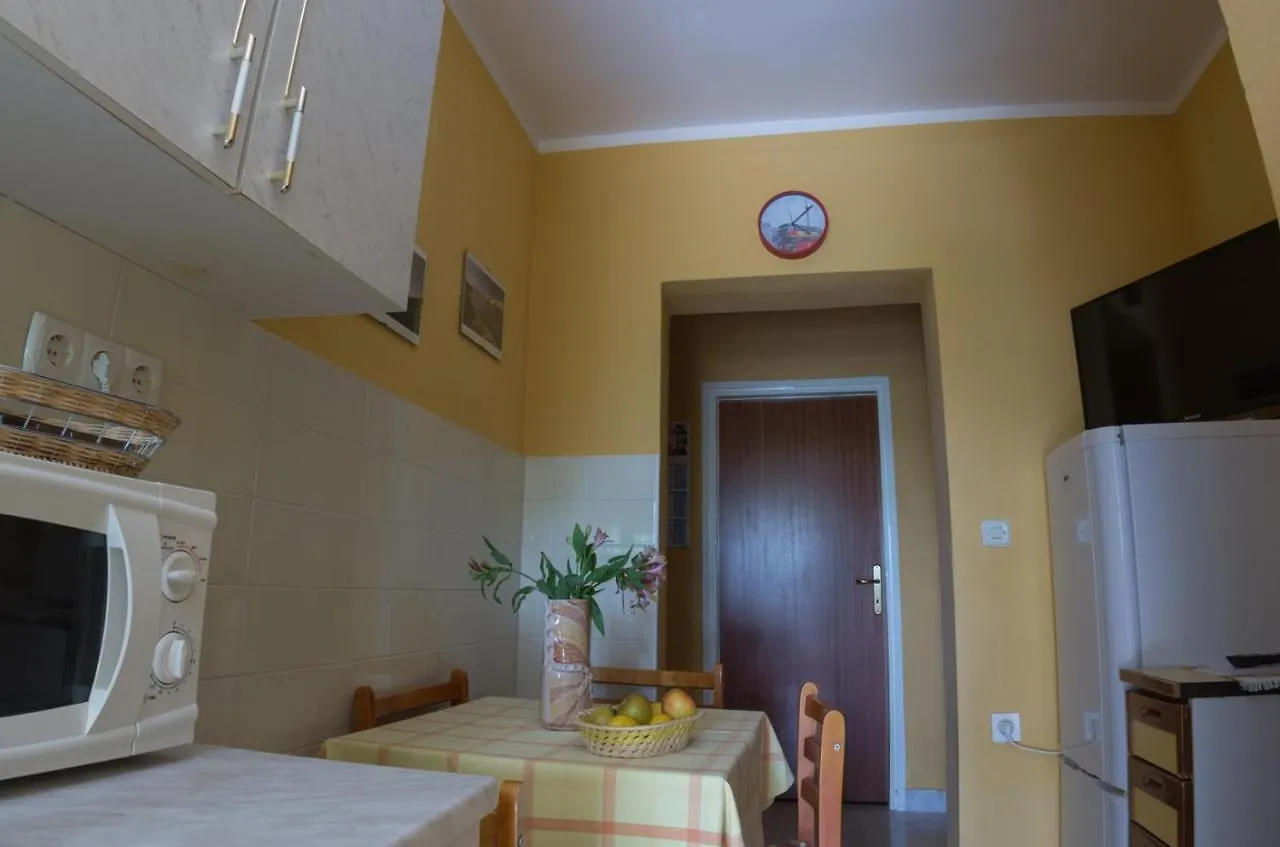 Guest house Apartments Mate Barbat na Rabu Croatia